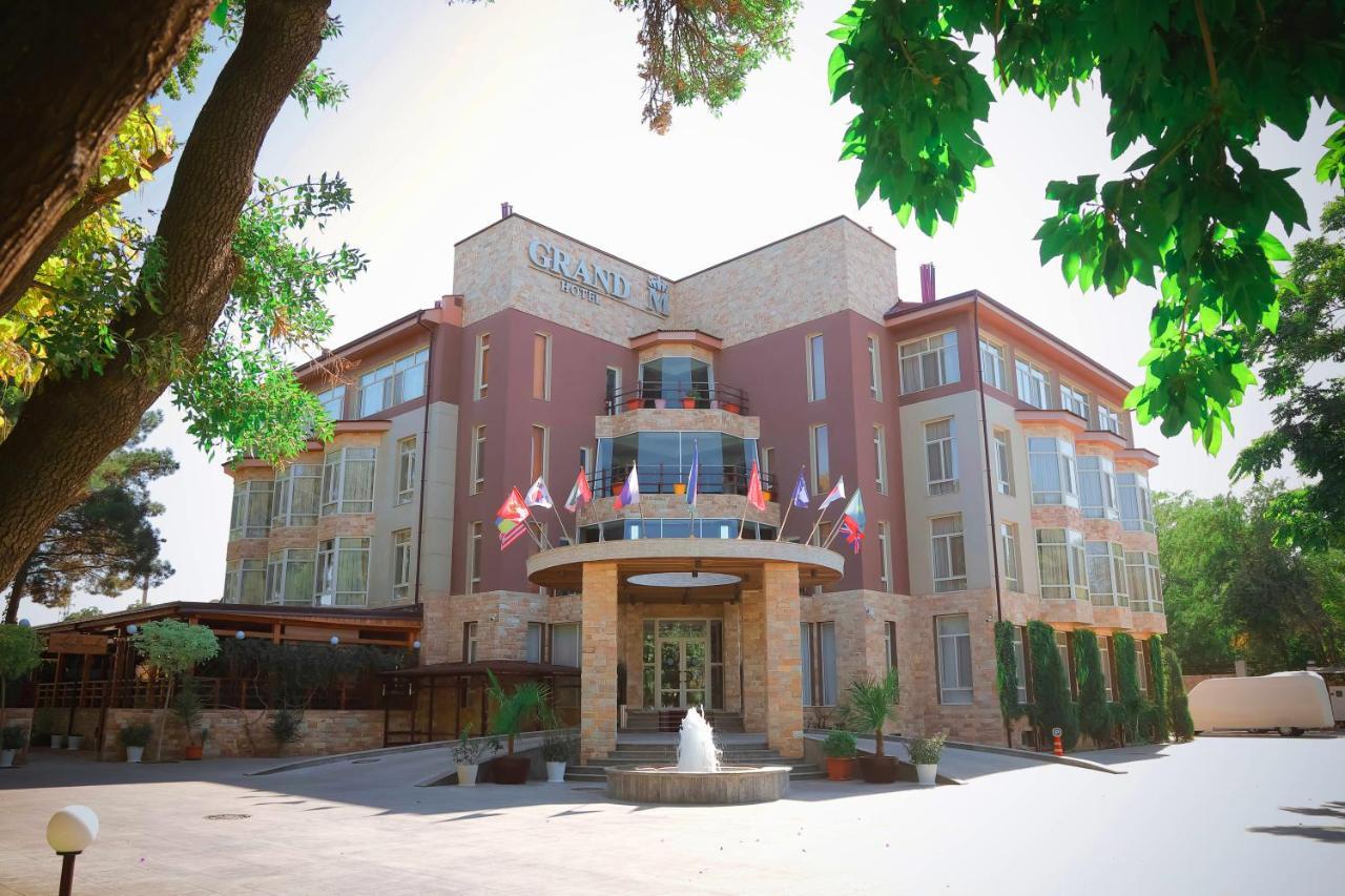 נאבוי Grand M Hotel מראה חיצוני תמונה