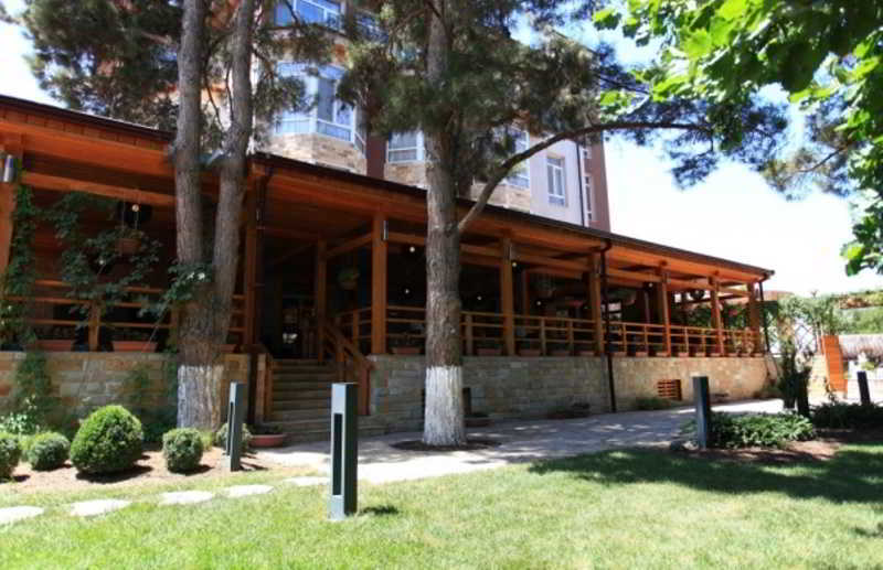 נאבוי Grand M Hotel מראה חיצוני תמונה