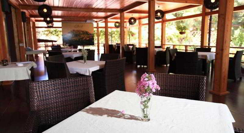 נאבוי Grand M Hotel מראה חיצוני תמונה