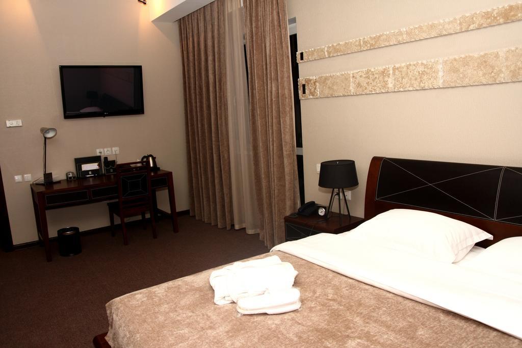 נאבוי Grand M Hotel חדר תמונה
