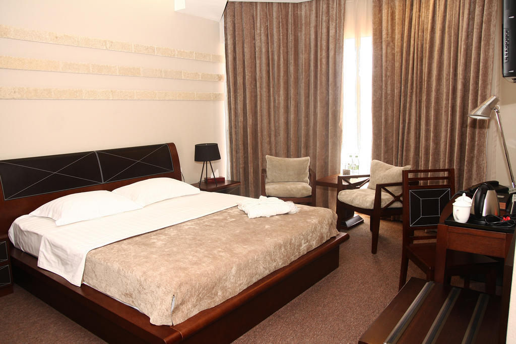 נאבוי Grand M Hotel חדר תמונה