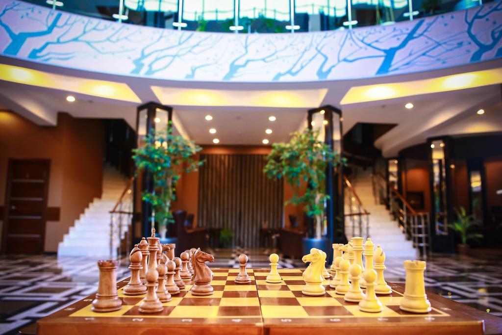 נאבוי Grand M Hotel מראה חיצוני תמונה